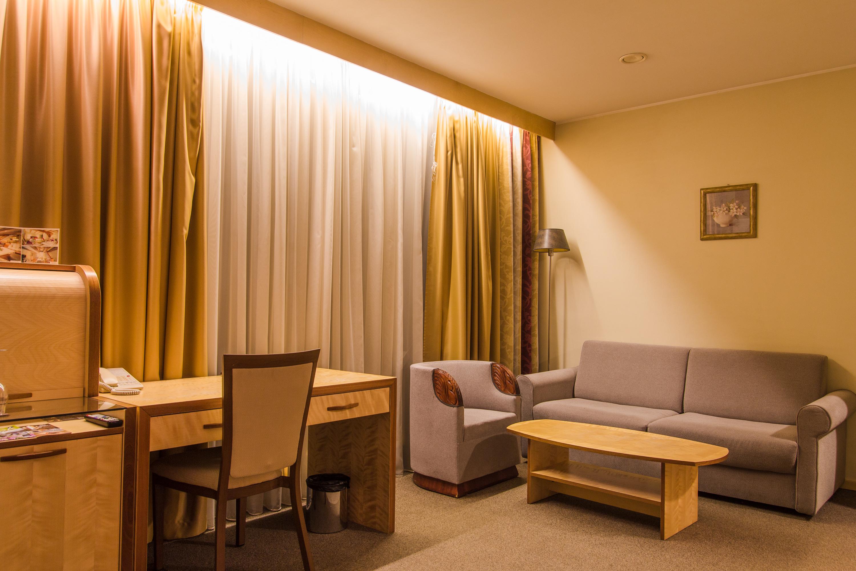 Royal Square Hotel & Suites Riga Luaran gambar