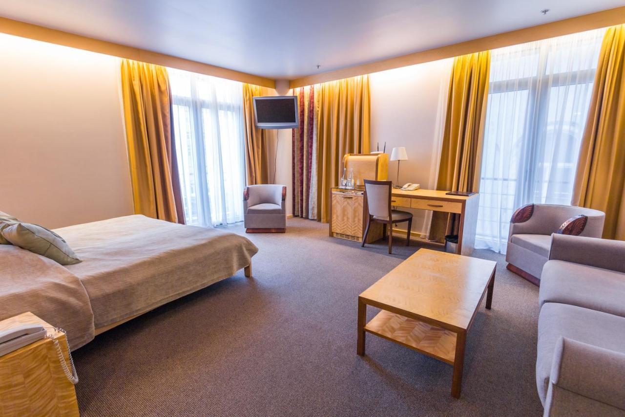 Royal Square Hotel & Suites Riga Luaran gambar