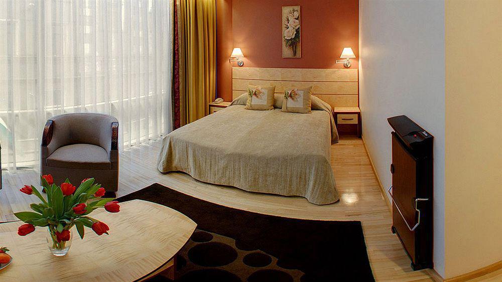 Royal Square Hotel & Suites Riga Luaran gambar